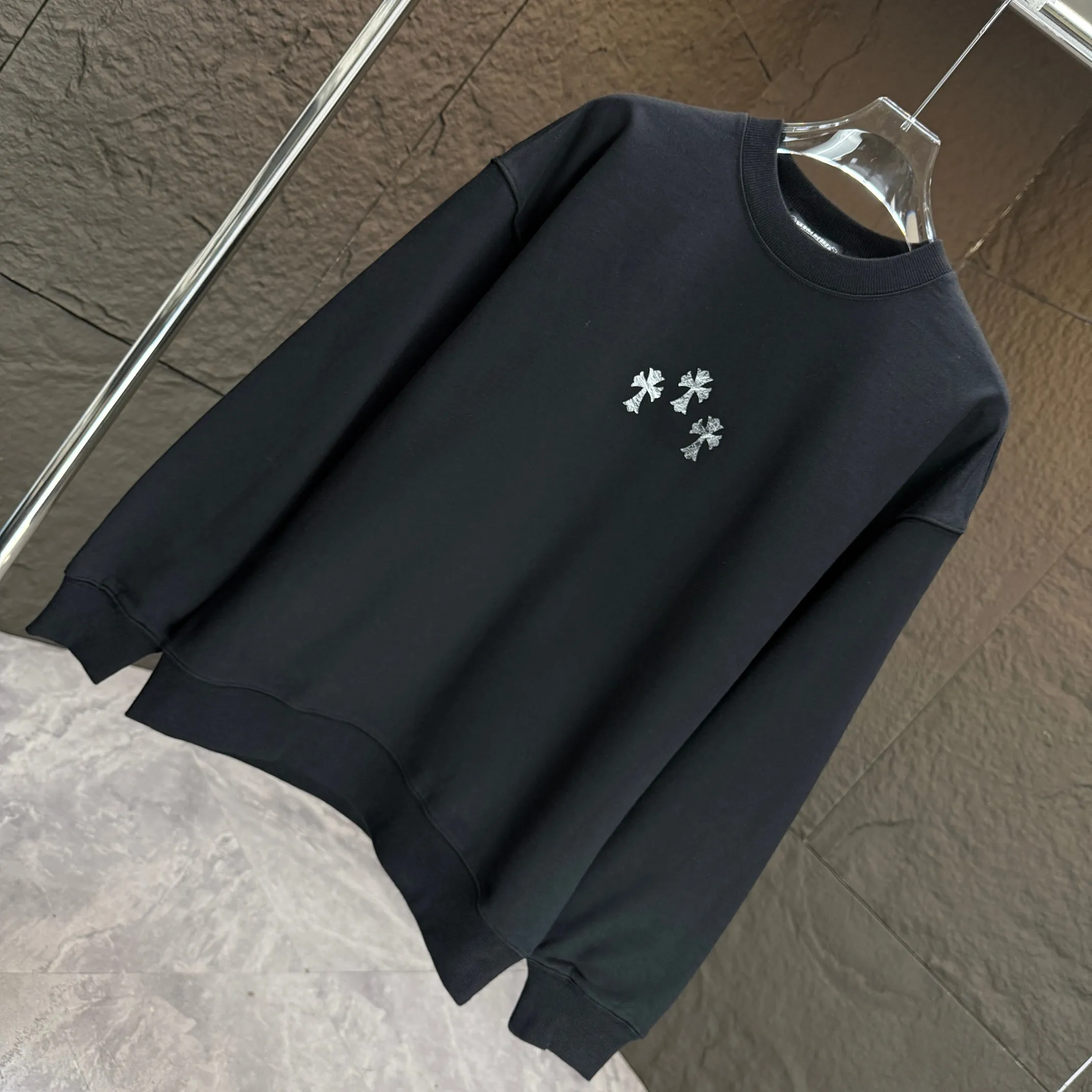 🅿️250 CH* Croixin* 2025 autumn and winter new round neck sweatshirt 400g terry cotton Sanskrit horseshoe logo flocking➕silver wire Color: Black White Gray Purple Size: S M L XL XXL